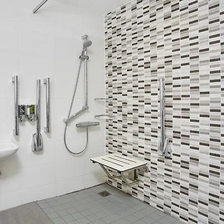 Hampton By Hilton Centre 3*