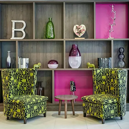 Hampton By Hilton Centre Hotel