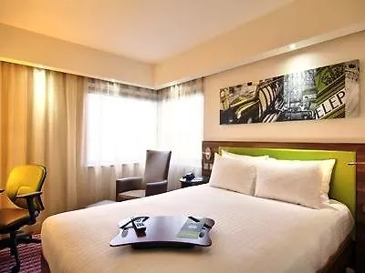 Hampton By Hilton Centre Отель 3*