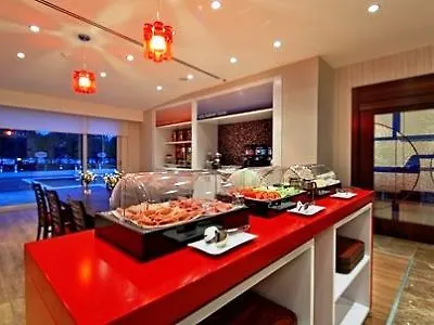 Отель Hampton By Hilton Centre Бристоль