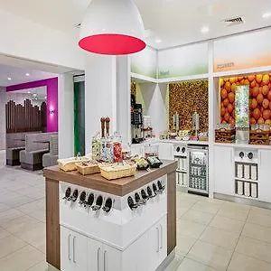 Hampton By Hilton Centre Бристоль