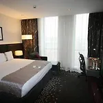 Hampton By Hilton Centre Hotel