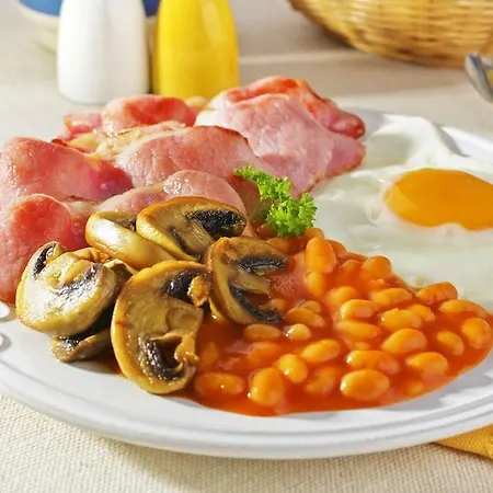 Hampton By Hilton Centre Hotel