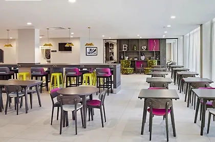 Hampton By Hilton Centre Hotel 3*