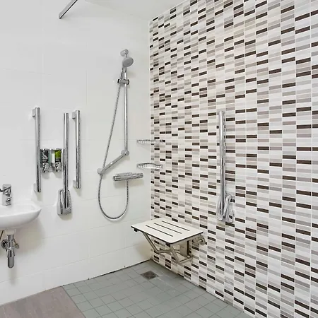 Hampton By Hilton Centre מלון בריסטול