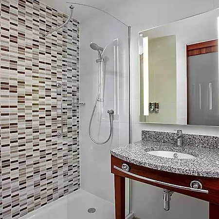Hampton By Hilton Centre 3* Bristol