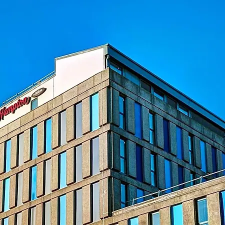 Hotel Hampton By Hilton Centre 3*