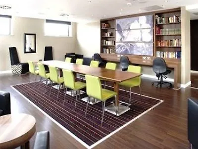 Hampton By Hilton Centre 3*