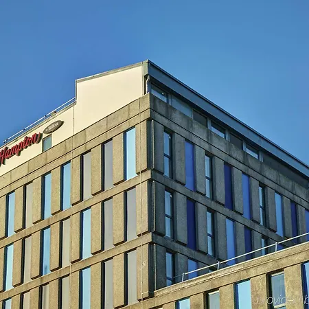 Hotel Hampton By Hilton Centre 3*