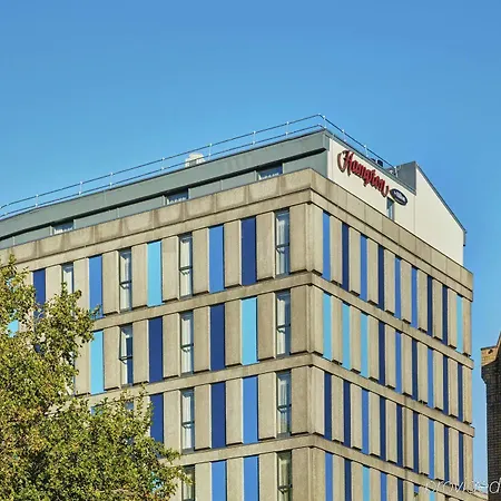 Hampton By Hilton Centre Hotel