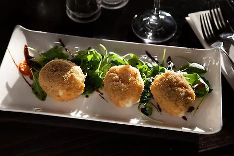 Hampton By Hilton Centre Hotel