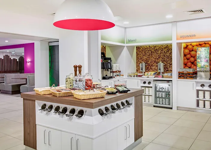 Hampton By Hilton Centre 호텔 3*