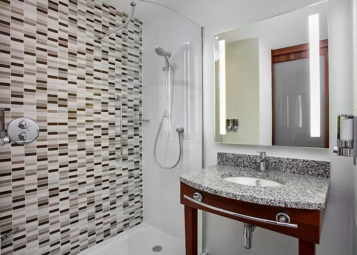 Hampton By Hilton Centre