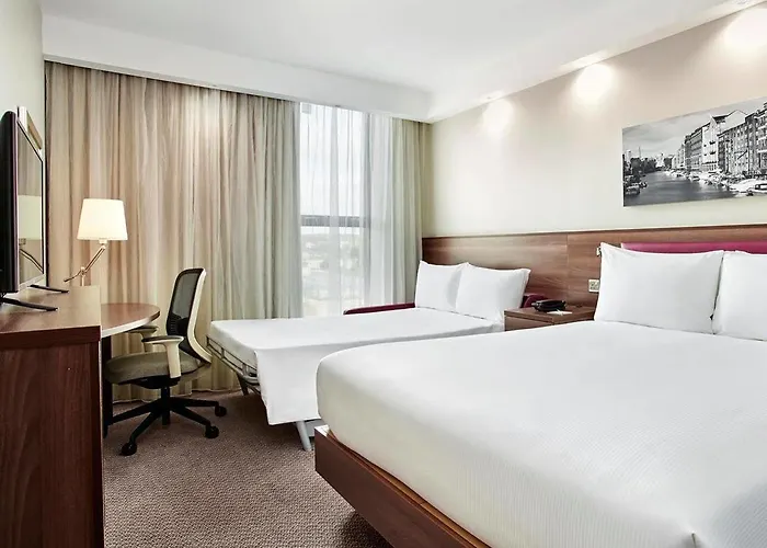 Hampton By Hilton Centre 3* Bristol