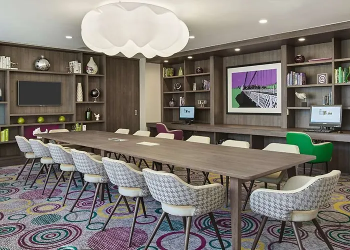 Hampton By Hilton Centre 브리스틀