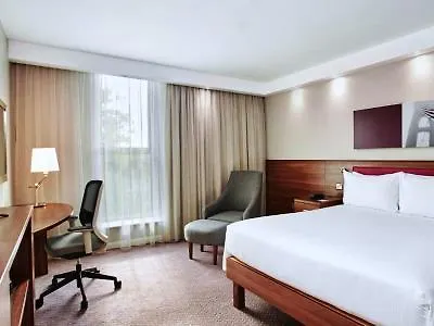 Hampton By Hilton Centre