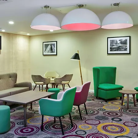 Hampton By Hilton Centre Hotel 3*