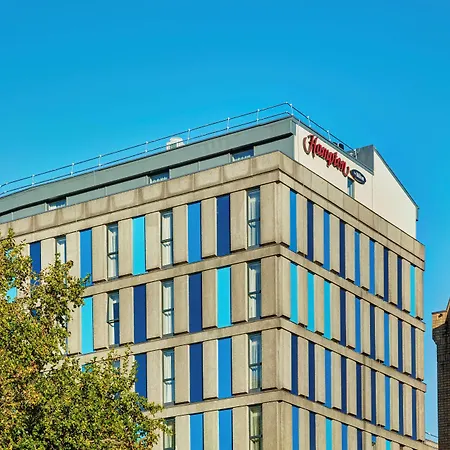Hotell Hampton By Hilton Centre 3*