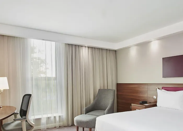 Hampton By Hilton Centre