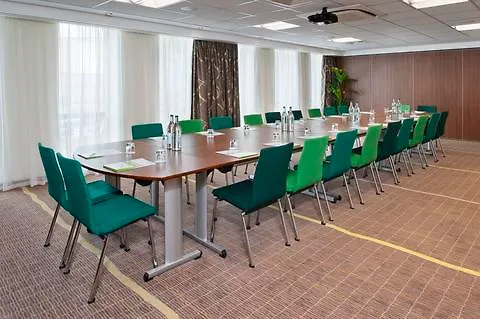 Hampton By Hilton Centre Hotell 3*